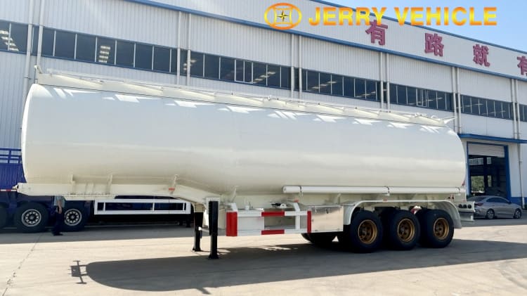 50000 Liters Fuel Tanker Trailers for Sale in Tanzania (5).jpg