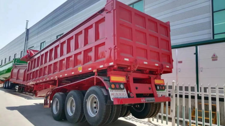 Tri Axle Dump Semi Trailer for Sale in Mexico (1).jpg