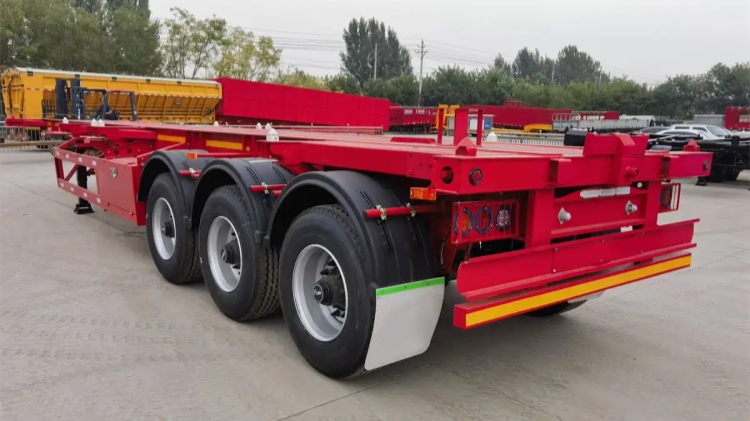 Tri-Axle-Skeletal-Trailer2_副本.jpg