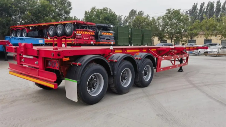 Tri-Axle-Skeletal-Trailer3_副本.jpg